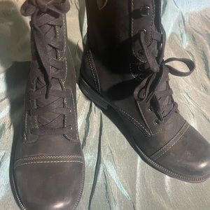 COPY - Rockport women’s boots 8 1/2